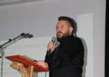 IMG_2359 (683x1024).jpg (48205 bytes)